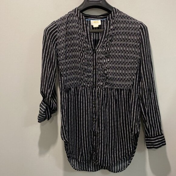 Anthropologie Maeve Button Down Shirt Calia black white printed size 6 - Picture 4 of 16